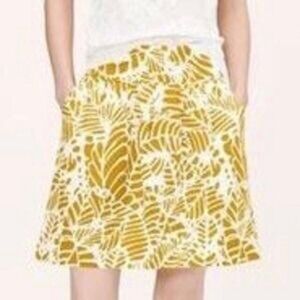 Ann Taylor LOFT Yellow & White Floral Leaf Print Linen Blend Pull On Skirt Sz 00
